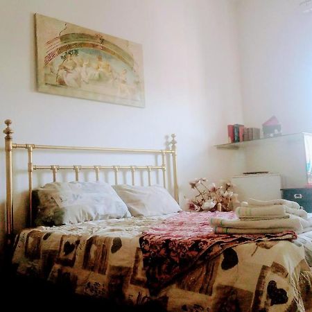 Big Room In Private Appartament, Close To The Station And Center Of City Bergamo Ngoại thất bức ảnh