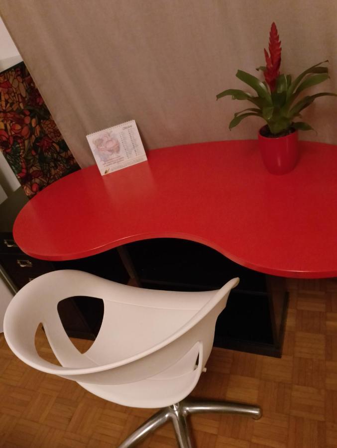 Big Room In Private Appartament, Close To The Station And Center Of City Bergamo Ngoại thất bức ảnh
