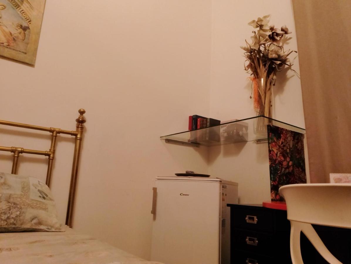 Big Room In Private Appartament, Close To The Station And Center Of City Bergamo Ngoại thất bức ảnh
